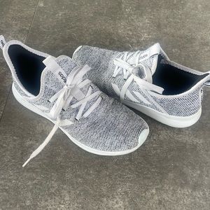 Adidas cloudfoam running tennis shoes 7